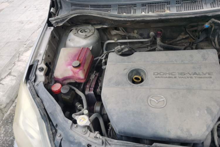 Used Mazda 5 2008 2.0 Manual Comfort Version Engine Bay Right