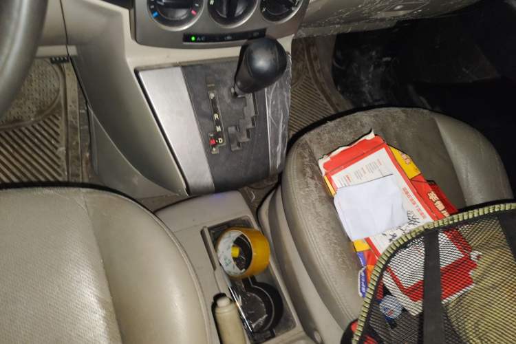 Used Mazda 5 2008 2.0 Automatic Comfort Edition Gear Lever