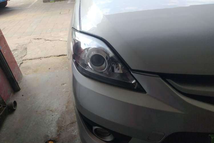 Used Mazda 5 2008 2.0 Automatic Comfort Edition Right Front Headlight