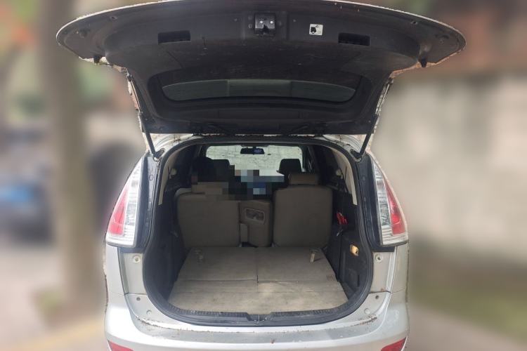 Used Mazda 5 2008 2.0 Automatic Comfort Edition Trunk