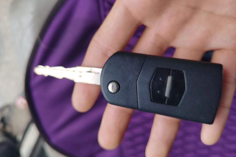 Used Mazda 5 2008 2.0 Automatic Luxury Edition Vehicle Key