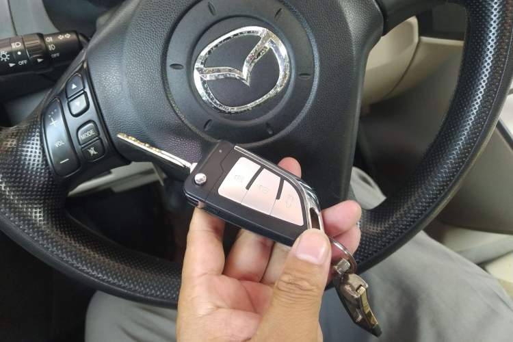 Used Mazda 5 2008 2.0 Automatic Comfort Edition Vehicle Key