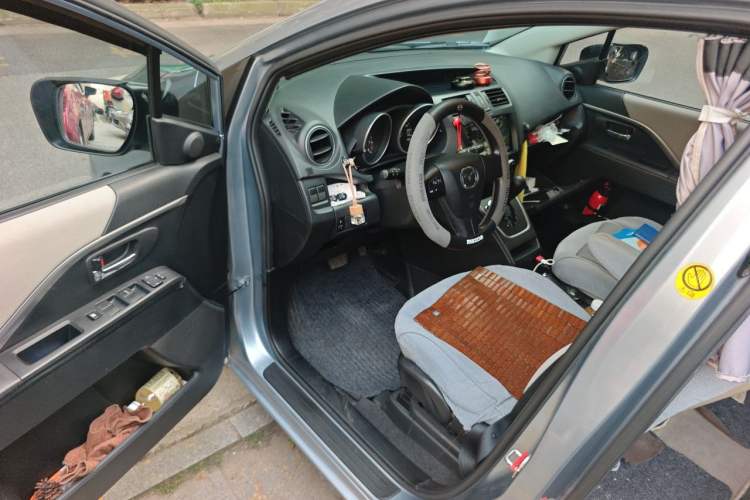 Used Mazda 5 2011 2.0L Automatic Comfort Edition Driver Seat