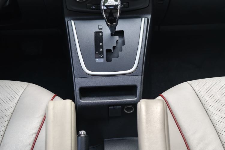 Used Mazda 5 2011 2.0L Automatic Luxury Edition Gear Lever