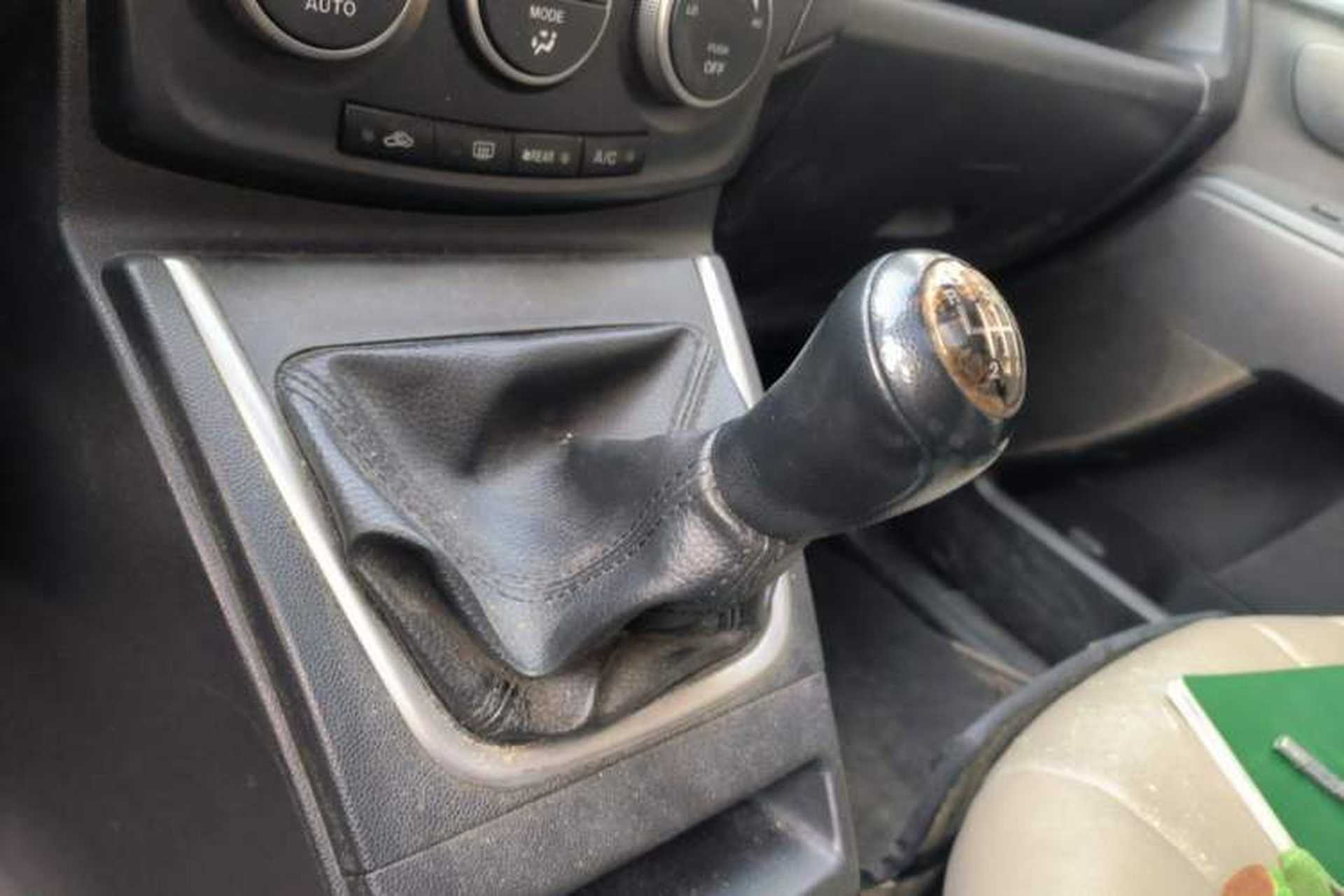 Used Mazda 5 2011 2.0L Manual Comfort Edition Gear Lever