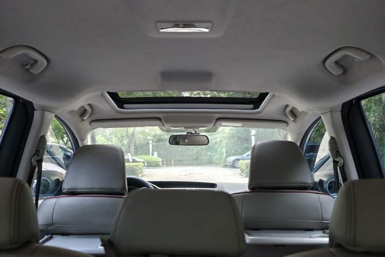 Used Mazda 5 2011 2.0L Automatic Luxury Edition Headliner