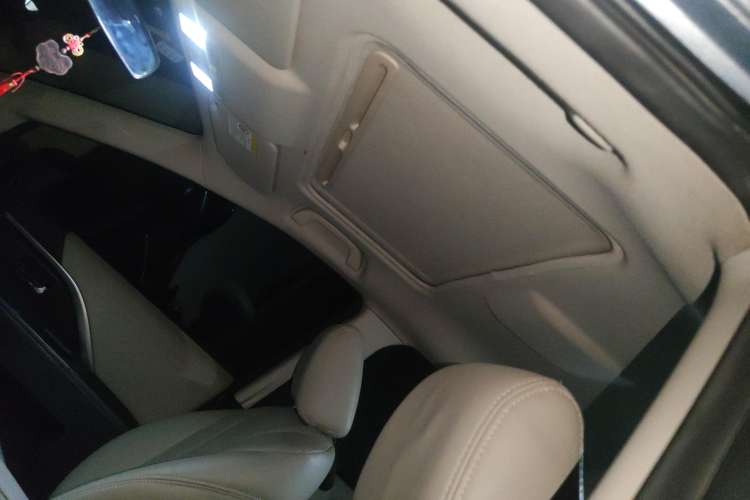 Used Mazda 5 2011 2.0L Manual Comfort Edition Headliner