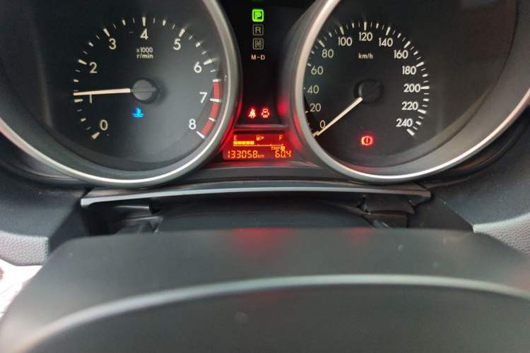 Used Mazda 5 2011 2.0L Automatic Comfort Edition Odometer Close Up