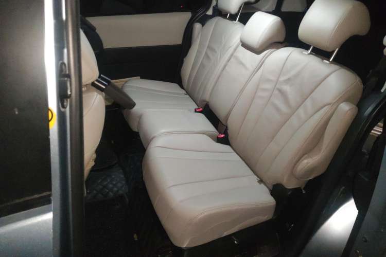 Used Mazda 5 2011 2.0L Manual Comfort Edition Right Rear Seat