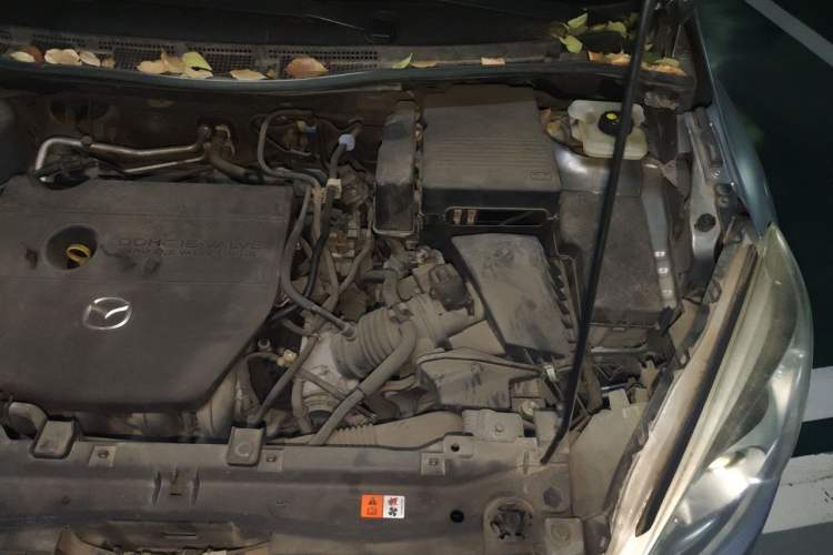Used Mazda 5 2011 2.0L Automatic Comfort Edition Engine Bay Left