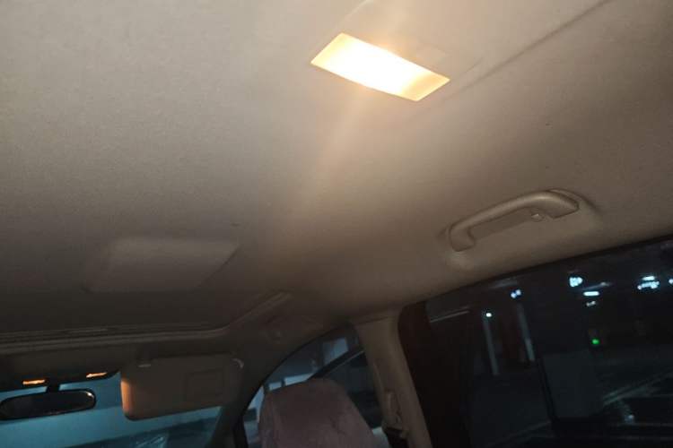 Used Mazda 5 2011 2.0L Automatic Comfort Edition Headliner