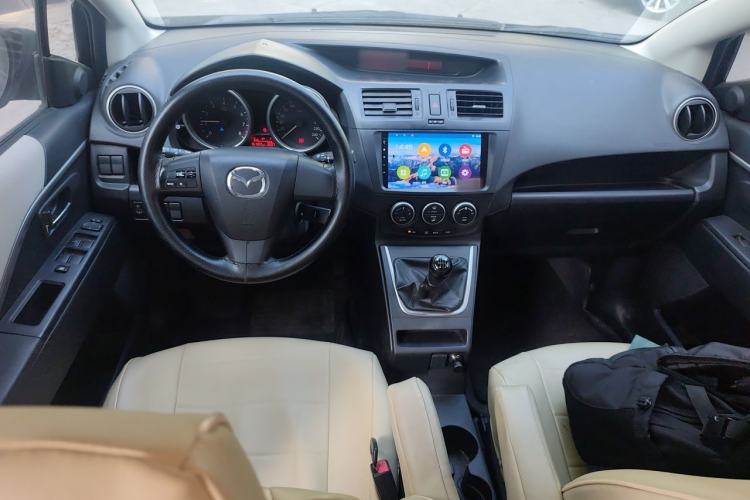 Used Mazda 5 2011 2.0L Manual Comfort Edition Center Console