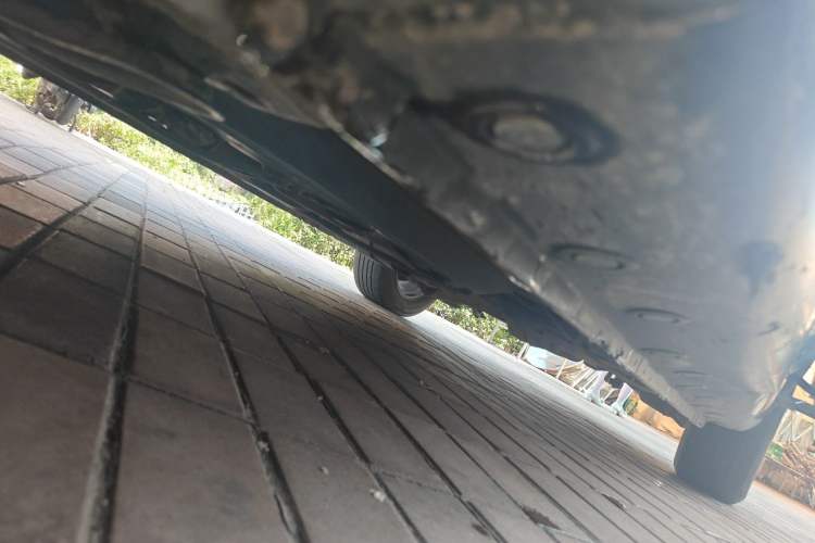 Used Mazda 5 2011 2.0L Automatic Comfort Edition Chassis Front Left