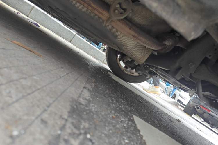 Used Mazda 5 2011 2.0L Automatic Comfort Edition Chassis Rear Left
