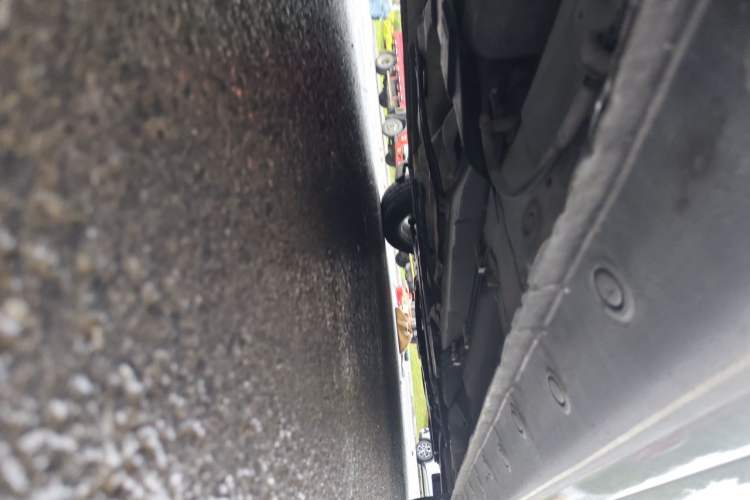 Used Mazda 5 2011 2.0L Automatic Comfort Edition Chassis Rear Right