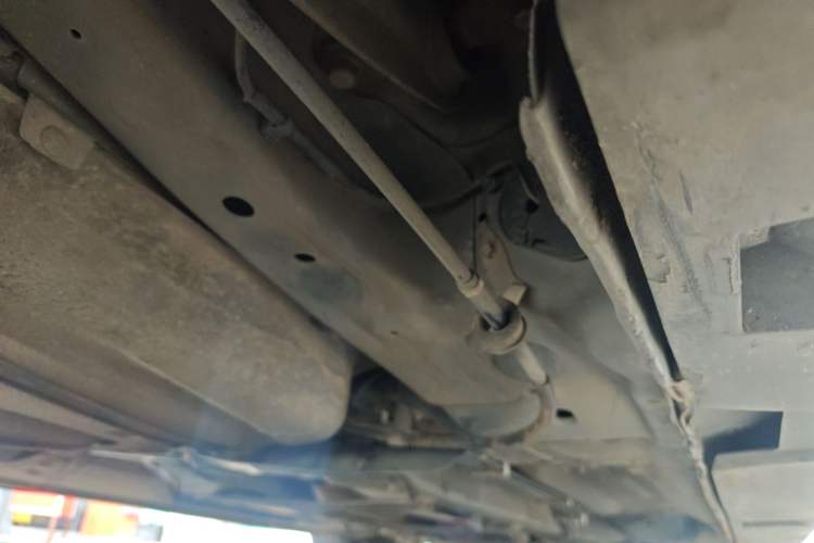 Used Mazda 5 2011 2.0L Automatic Luxury Edition Chassis Rear Right