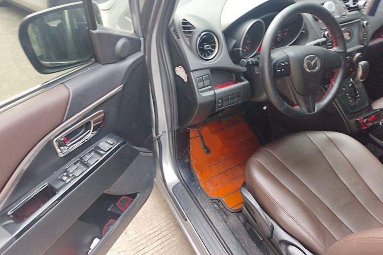 Used Mazda 5 2011 2.0L Automatic Comfort Edition Driver Seat