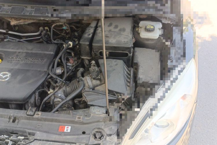 Used Mazda 5 2011 2.0L Manual Comfort Edition Engine Bay Left