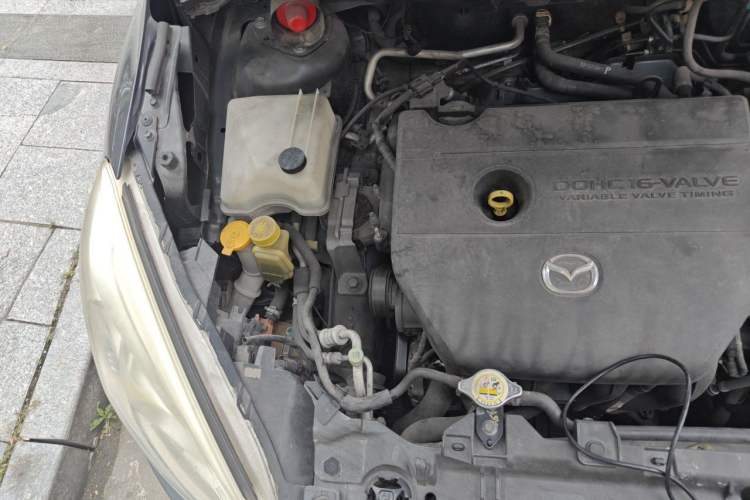 Used Mazda 5 2011 2.0L Automatic Comfort Edition Engine Bay Right