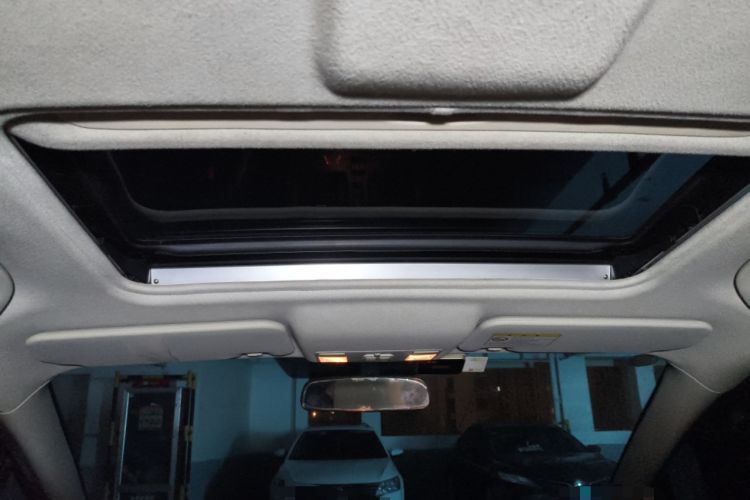 Used Mazda 5 2011 2.0L Automatic Comfort Edition Headliner