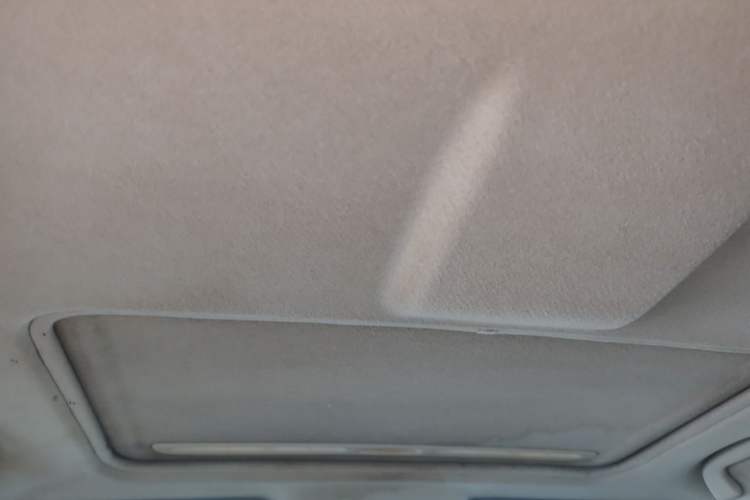 Used Mazda 5 2011 2.0L Manual Comfort Edition Headliner