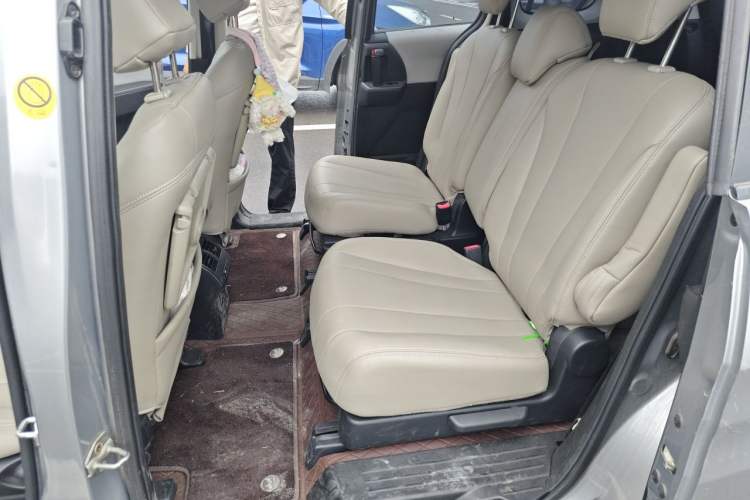 Used Mazda 5 2011 2.0L Automatic Comfort Edition Left Rear Seat