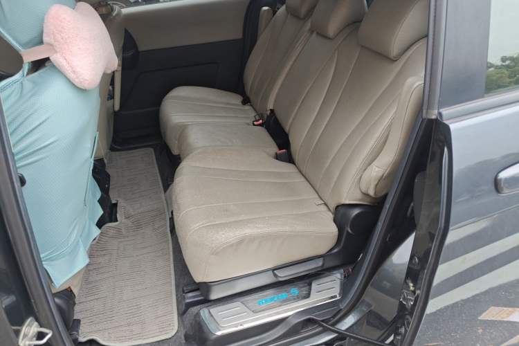 Used Mazda 5 2011 2.0L Automatic Comfort Edition Left Rear Seat