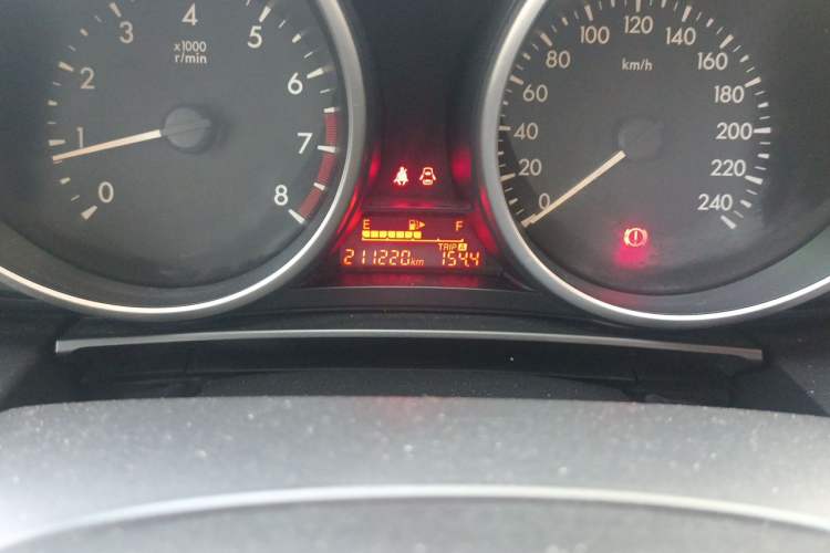 Used Mazda 5 2011 2.0L Manual Comfort Edition Odometer Close Up