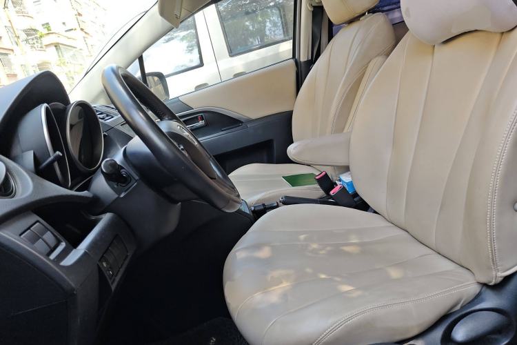Used Mazda 5 2011 2.0L Automatic Comfort Edition Left Front Seat