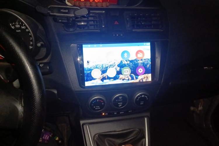 Used Mazda 5 2011 2.0L Manual Comfort Edition Audio And AC Panel