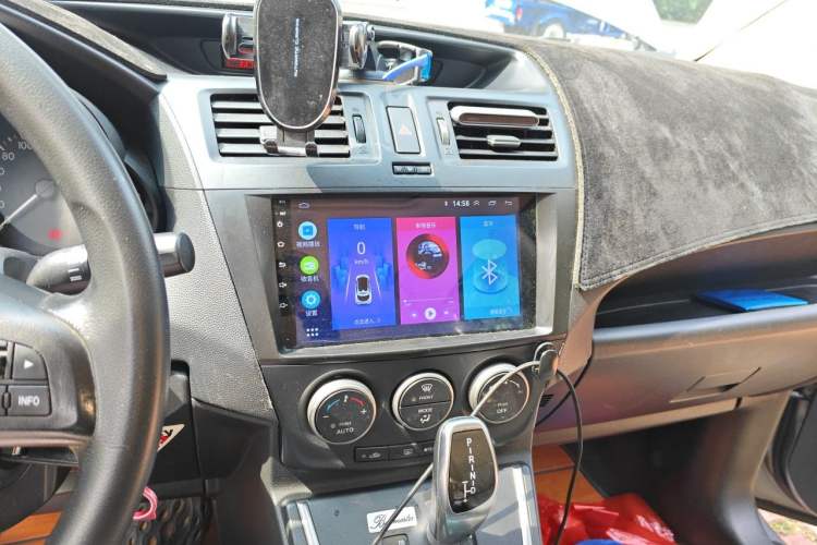 Used Mazda 5 2011 2.0L Automatic Comfort Edition Audio And AC Panel