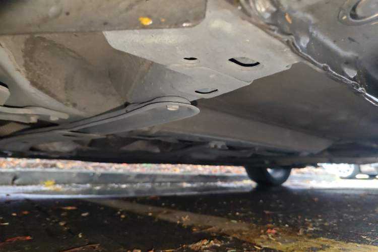 Used Mazda 5 2011 2.0L Automatic Luxury Edition Chassis Front Left