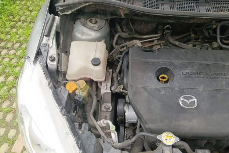 Used Mazda 5 2011 2.0L Automatic Luxury Edition Engine Bay Right