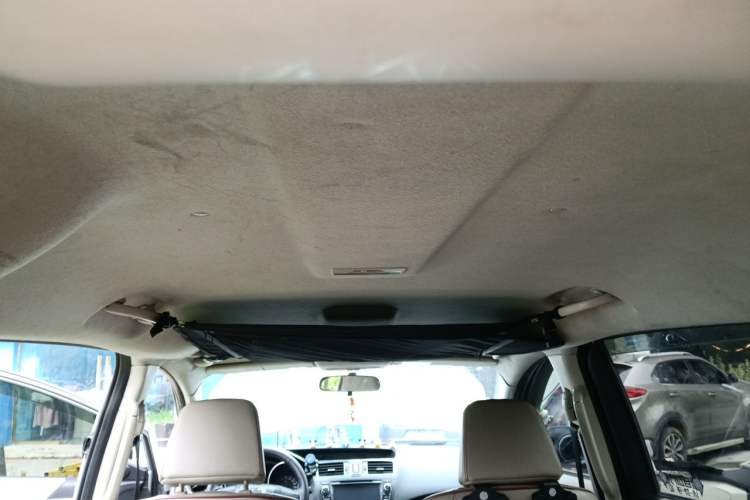 Used Mazda 5 2011 2.0L Automatic Luxury Edition Headliner