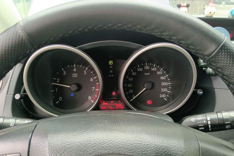 Used Mazda 5 2011 2.0L Automatic Luxury Edition Instrument Cluster