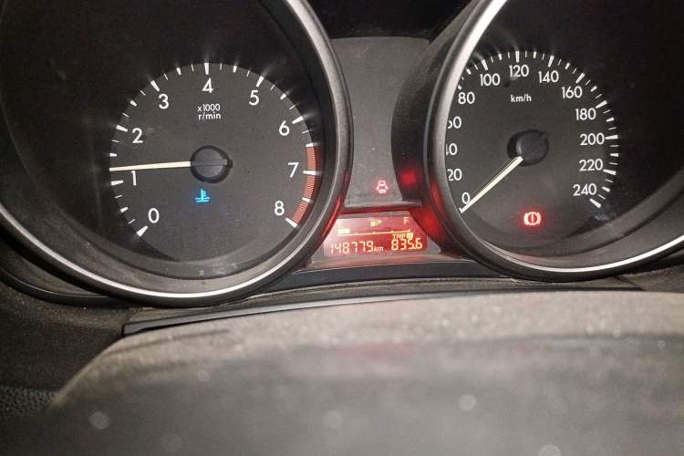 Used Mazda 5 2011 2.0L Manual Comfort Edition Odometer Close Up