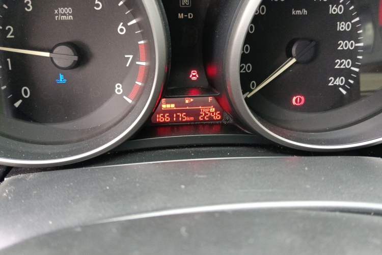 Used Mazda 5 2011 2.0L Automatic Luxury Edition Odometer Close Up