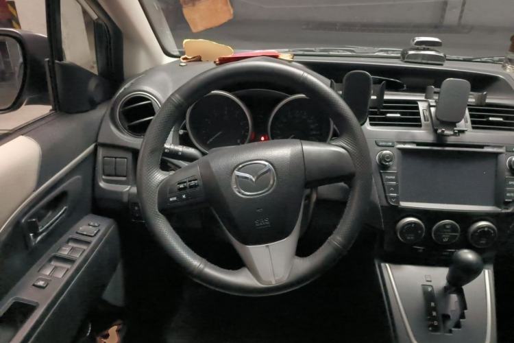 Used Mazda 5 2011 2.0L Automatic Comfort Edition Steering Wheel