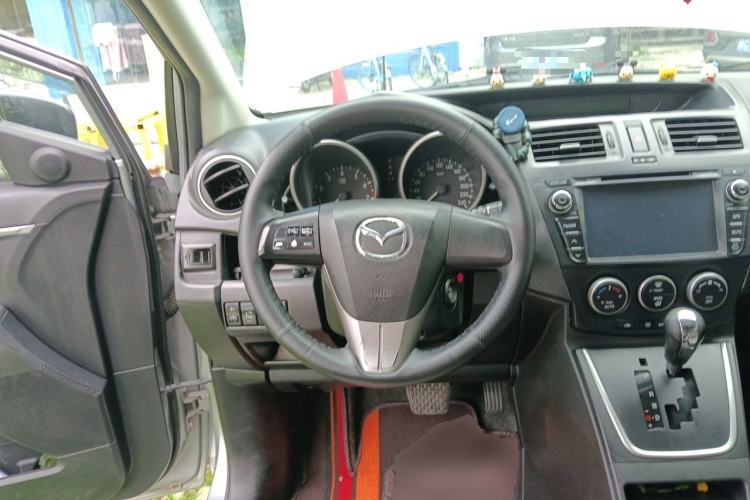 Used Mazda 5 2011 2.0L Automatic Luxury Edition Steering Wheel