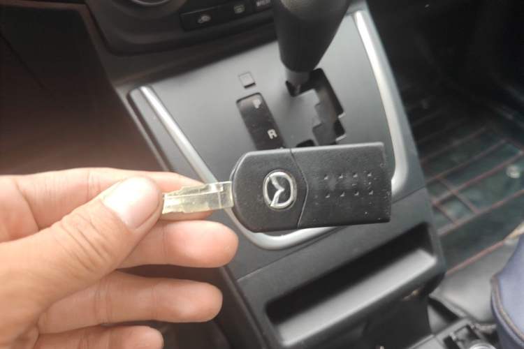 Used Mazda 5 2011 2.0L Automatic Comfort Edition Vehicle Key