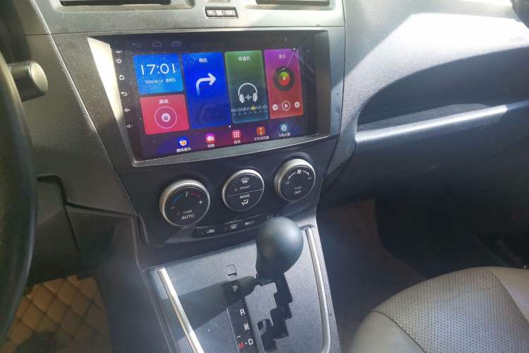 Used Mazda 5 2011 2.0L Automatic Comfort Edition Audio And AC Panel