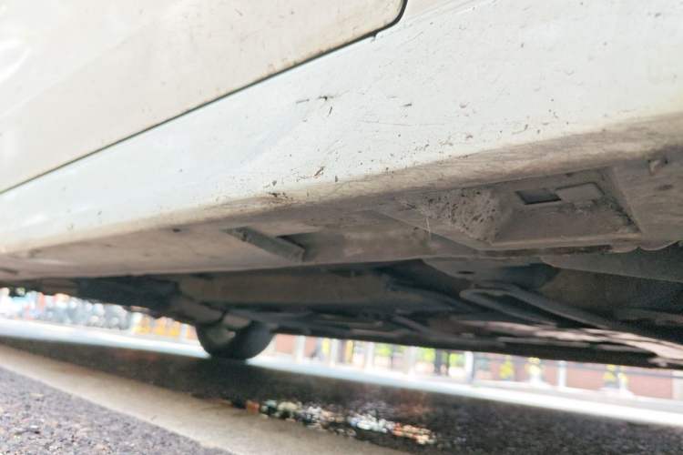 Used Mazda 5 2011 2.0L Automatic Luxury Edition Chassis Front Right