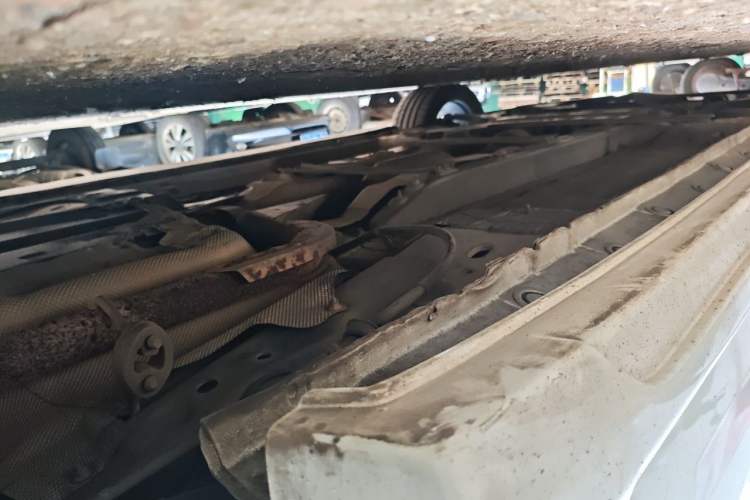 Used Mazda 5 2011 2.0L Automatic Comfort Edition Chassis Rear Left