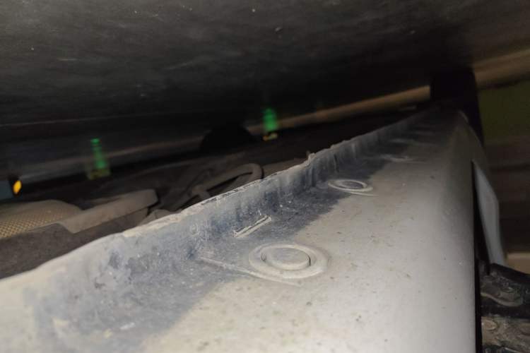 Used Mazda 5 2011 2.0L Automatic Comfort Edition Chassis Rear Left