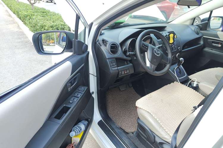 Used Mazda 5 2011 2.0L Automatic Luxury Edition Driver Seat