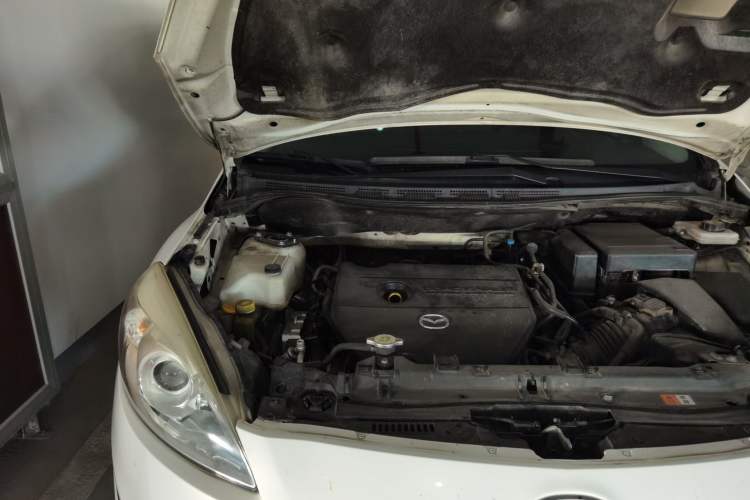 Used Mazda 5 2011 2.0L Automatic Luxury Edition Engine Bay Right