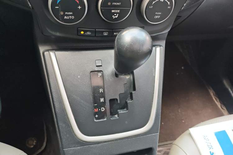 Used Mazda 5 2011 2.0L Automatic Comfort Edition Gear Lever