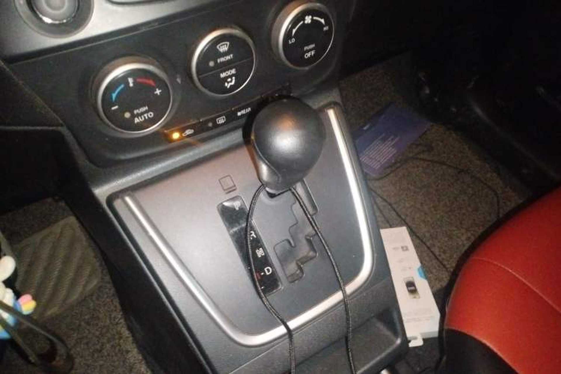 Used Mazda 5 2011 2.0L Automatic Comfort Edition Gear Lever