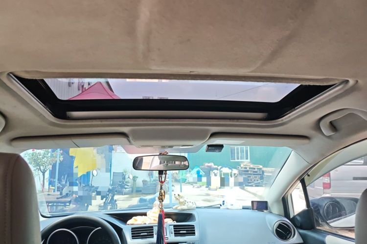 Used Mazda 5 2011 2.0L Automatic Comfort Edition Headliner