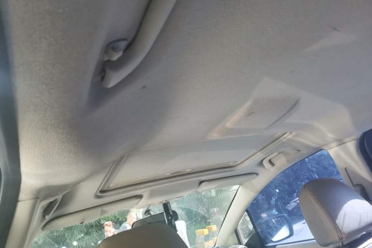 Used Mazda 5 2011 2.0L Automatic Comfort Edition Headliner
